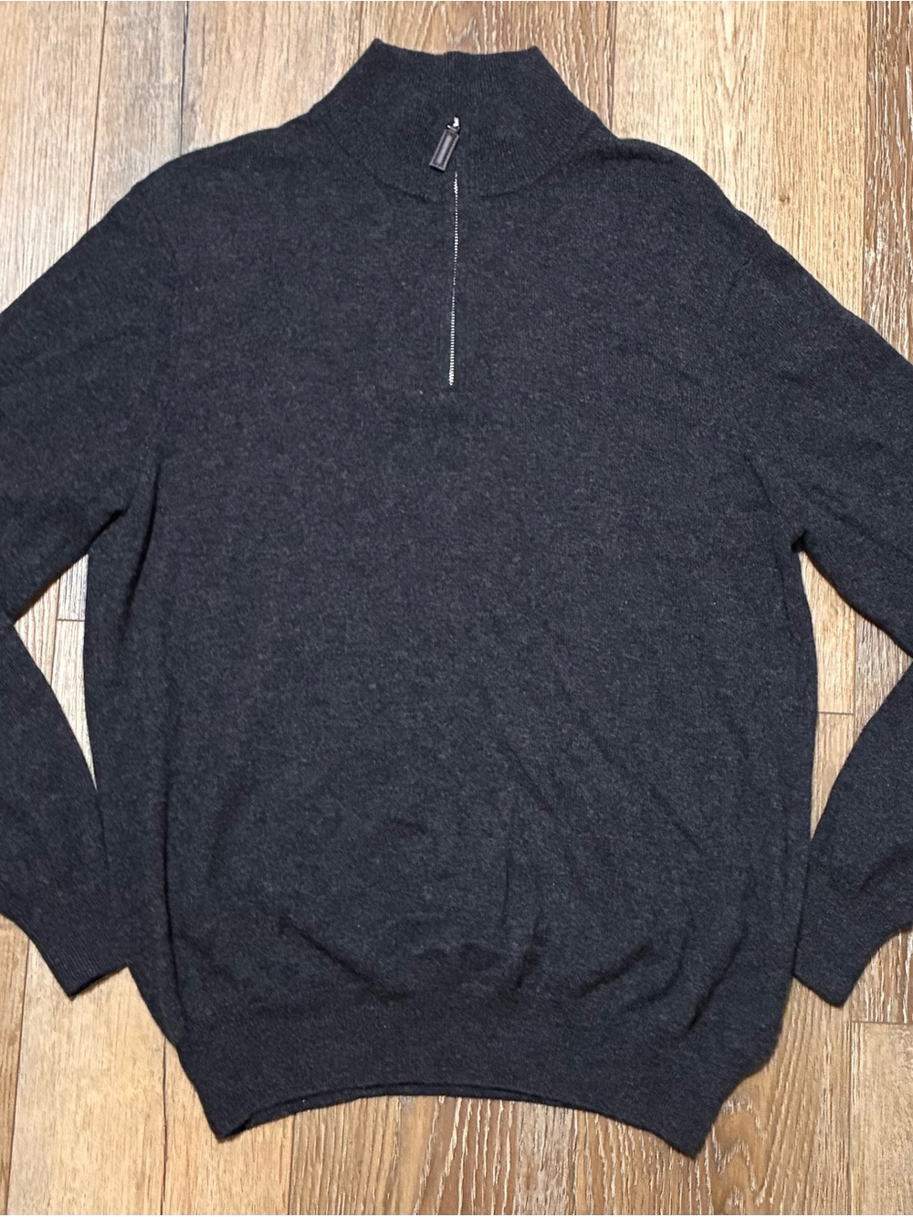 Tahari Pure Luxe 100% Cashmere 1/4 Zip Sweater Mens L Dark Gray Mock Neck Preppy